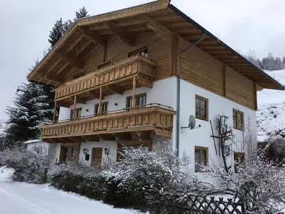 Außenseite Ferienhaus [Winter]