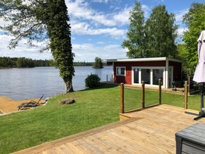 22433641-Ferienhaus-6-Holmsjö-300x225-3