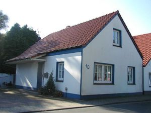 22293717-Ferienhaus-7-Hooksiel-300x225-0