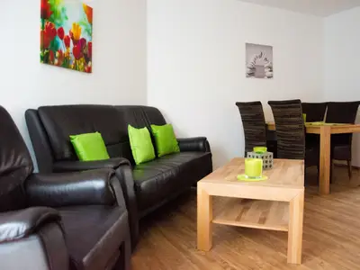 Ferienhaus für 6 Personen (79 m²) in Hooksiel 2/10
