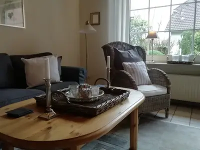 Photo, INSIDE, OUTSIDE