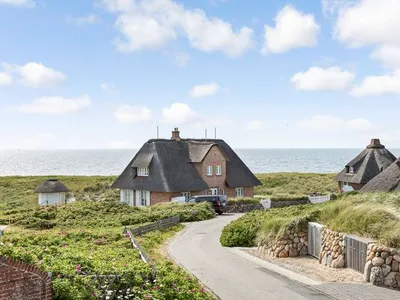 Ferienhaus für 8 Personen (280 m²) in Hörnum (Sylt) 1/10