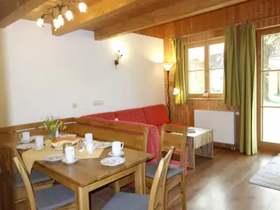 Wohn- und Essbereich