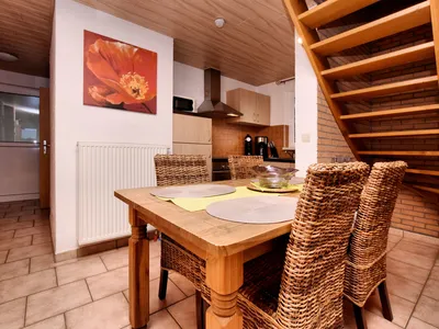 DiningRoom