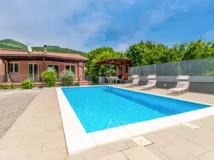 Ferienhaus für 6 Personen (110 m²) in Hreljin