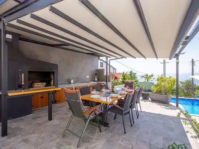 Ferienhaus für 9 Personen (160 m²) in Hreljin 6/10