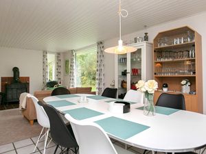 19317757-Ferienhaus-8-Humble-300x225-1