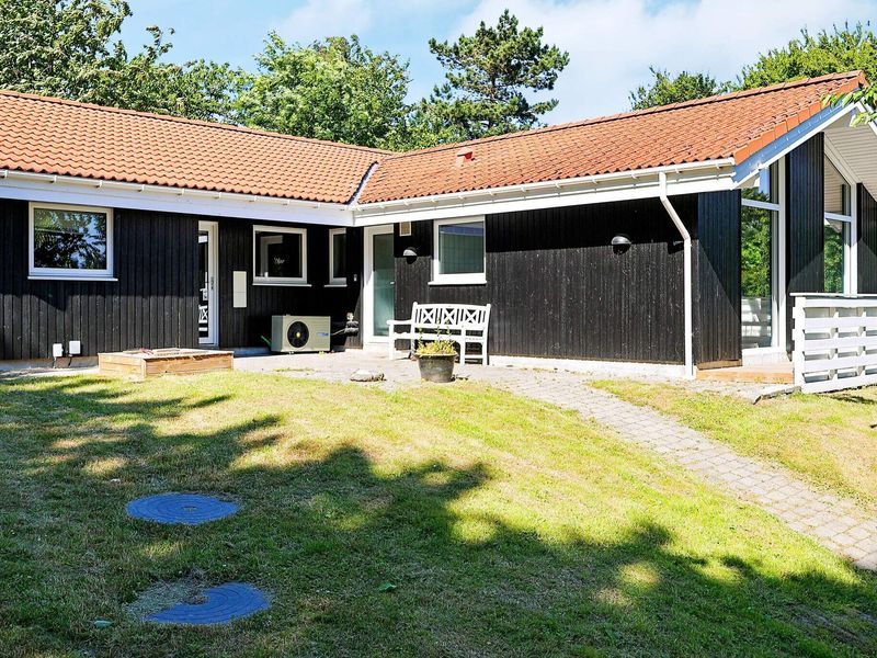 23461743-Ferienhaus-12-Hundested-800x600-0