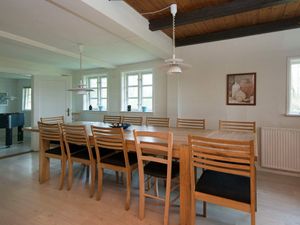 22383039-Ferienhaus-15-Hundslund-300x225-2