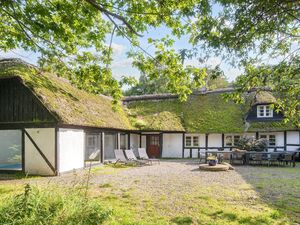 19313144-Ferienhaus-15-Hundslund-300x225-0