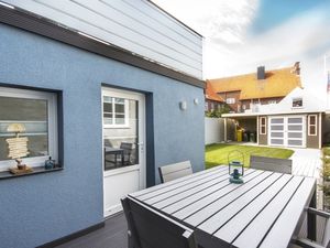 18661369-Ferienhaus-3-Husum-300x225-5