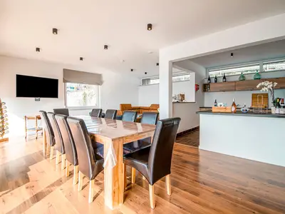 DiningRoom