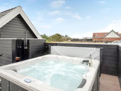 hot-tub