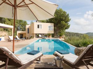 23554708-Ferienhaus-8-Ibiza-Stadt-300x225-3