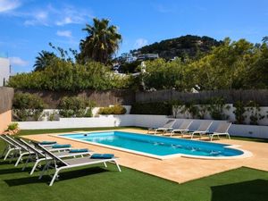 19246801-Ferienhaus-8-Ibiza-Stadt-300x225-2