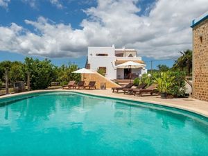 22302883-Ferienhaus-8-Ibiza-Stadt-300x225-1