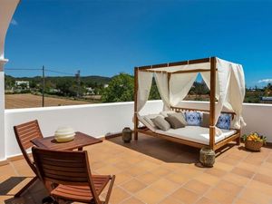 22302883-Ferienhaus-8-Ibiza-Stadt-300x225-4