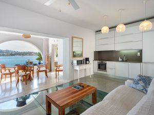 23049143-Ferienhaus-3-Ibiza-Stadt-300x225-3