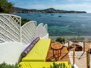 23049143-Ferienhaus-3-Ibiza-Stadt-300x225-4