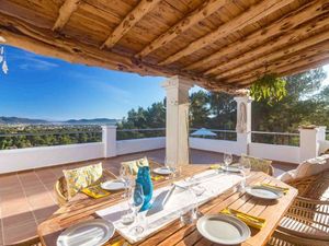 22316299-Ferienhaus-8-Ibiza-Stadt-300x225-5