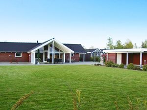 18033869-Ferienhaus-10-Idestrup-300x225-0