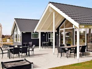 493125-Ferienhaus-14-Idestrup-300x225-0