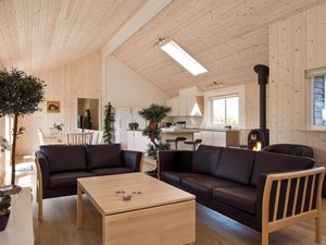 24003244-Ferienhaus-22-Idestrup-300x225-4