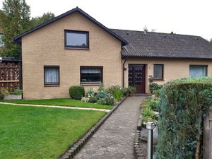 23921178-Ferienhaus-4-Idstedt-300x225-0