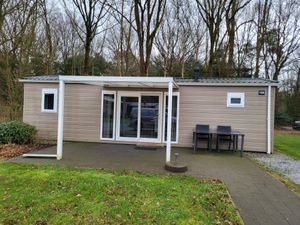 23987892-Ferienhaus-4-IJhorst-300x225-1