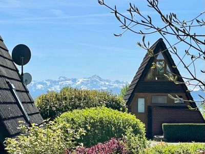 Ferienhaus 44 Bodensee Blick vom Garten auf die Berge