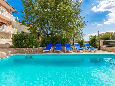 pool