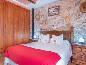 19073985-Ferienhaus-6-Inca-300x225-3