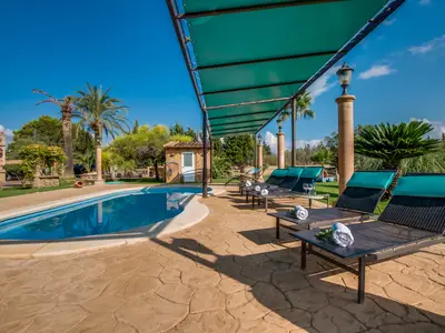PoolOfHouse