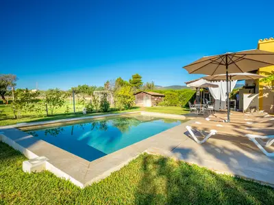 PoolOfHouse