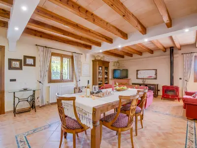 DiningRoom