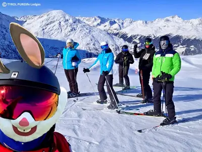 Osterhase im Skiurlaub