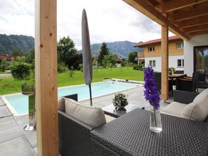 23290131-Ferienhaus-6-Inzell-300x225-4