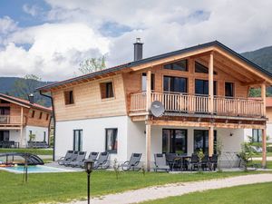 23278898-Ferienhaus-6-Inzell-300x225-5