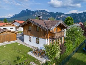 23674118-Ferienhaus-4-Inzell-300x225-1