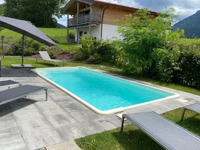 PoolOfHouse