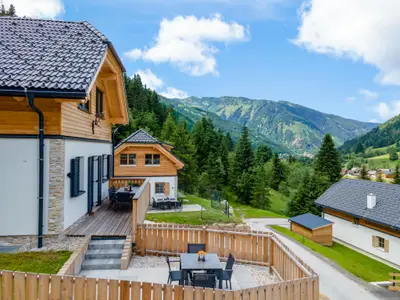 Außenseite Ferienhaus [Sommer]