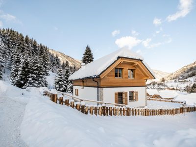 Außenseite Ferienhaus [Winter]