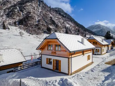 Außenseite Ferienhaus [Winter]