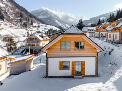Außenseite Ferienhaus [Winter]