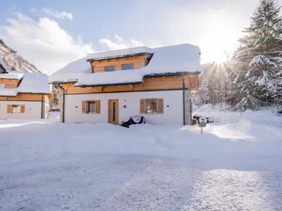 Außenseite Ferienhaus [Winter]
