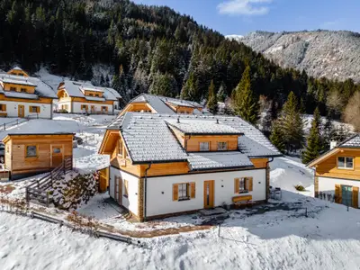 Außenseite Ferienhaus [Winter]