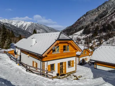 Außenseite Ferienhaus [Winter]