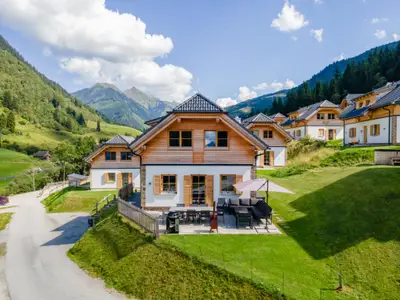 Außenseite Ferienhaus [Sommer]