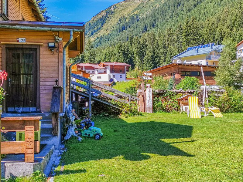 23822457-Ferienhaus-6-Ischgl-800x600-1