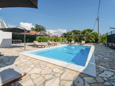 pool